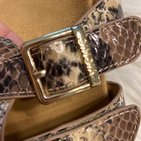 VIONIC Sandals size 8 BNWOT please see all photos adjustable stripes - Picture 14 of 16